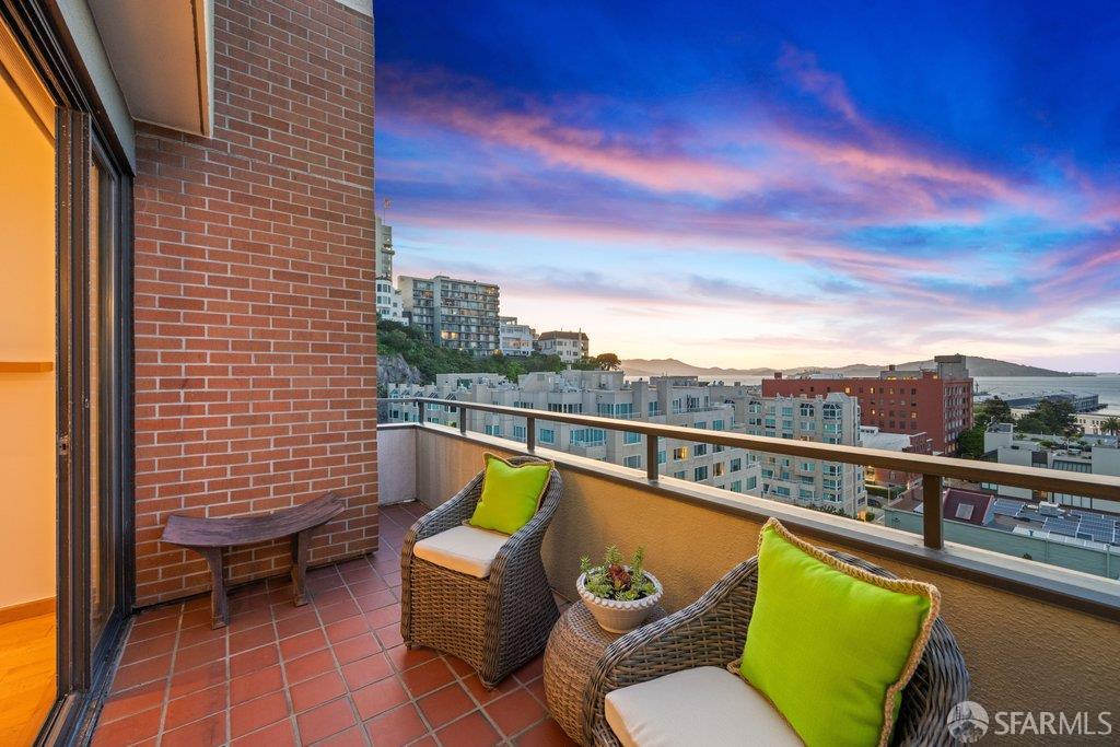 101 Lombard Street # 901W