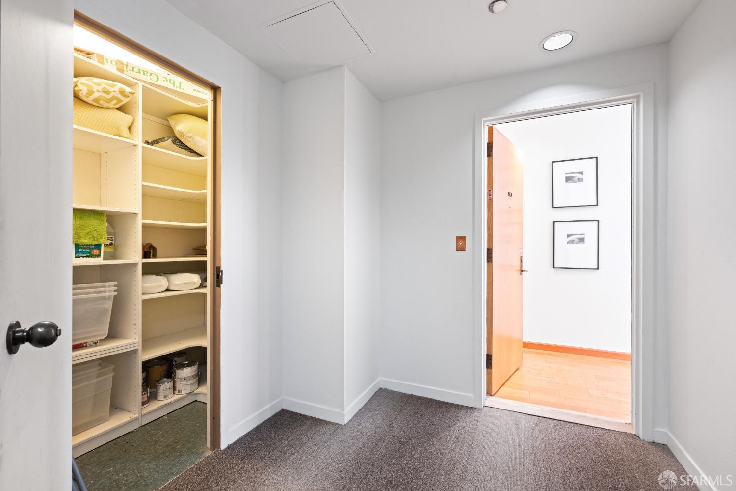 101 Lombard Street # 901W