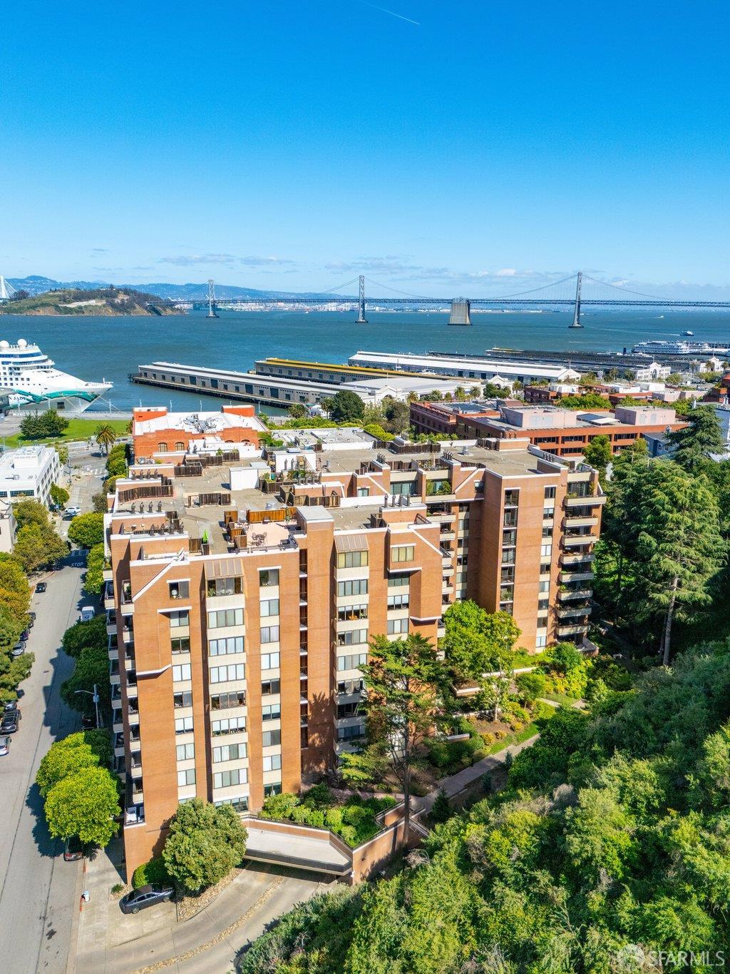 101 Lombard Street # 901W