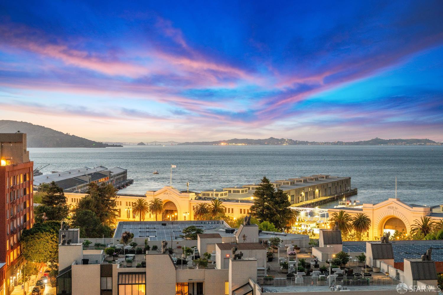 101 Lombard Street # 901W