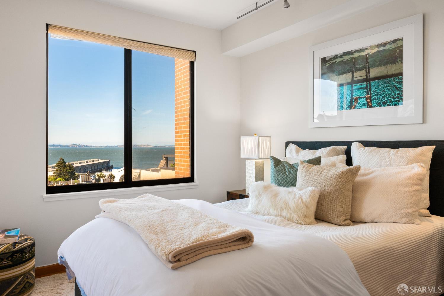 101 Lombard Street # 901W