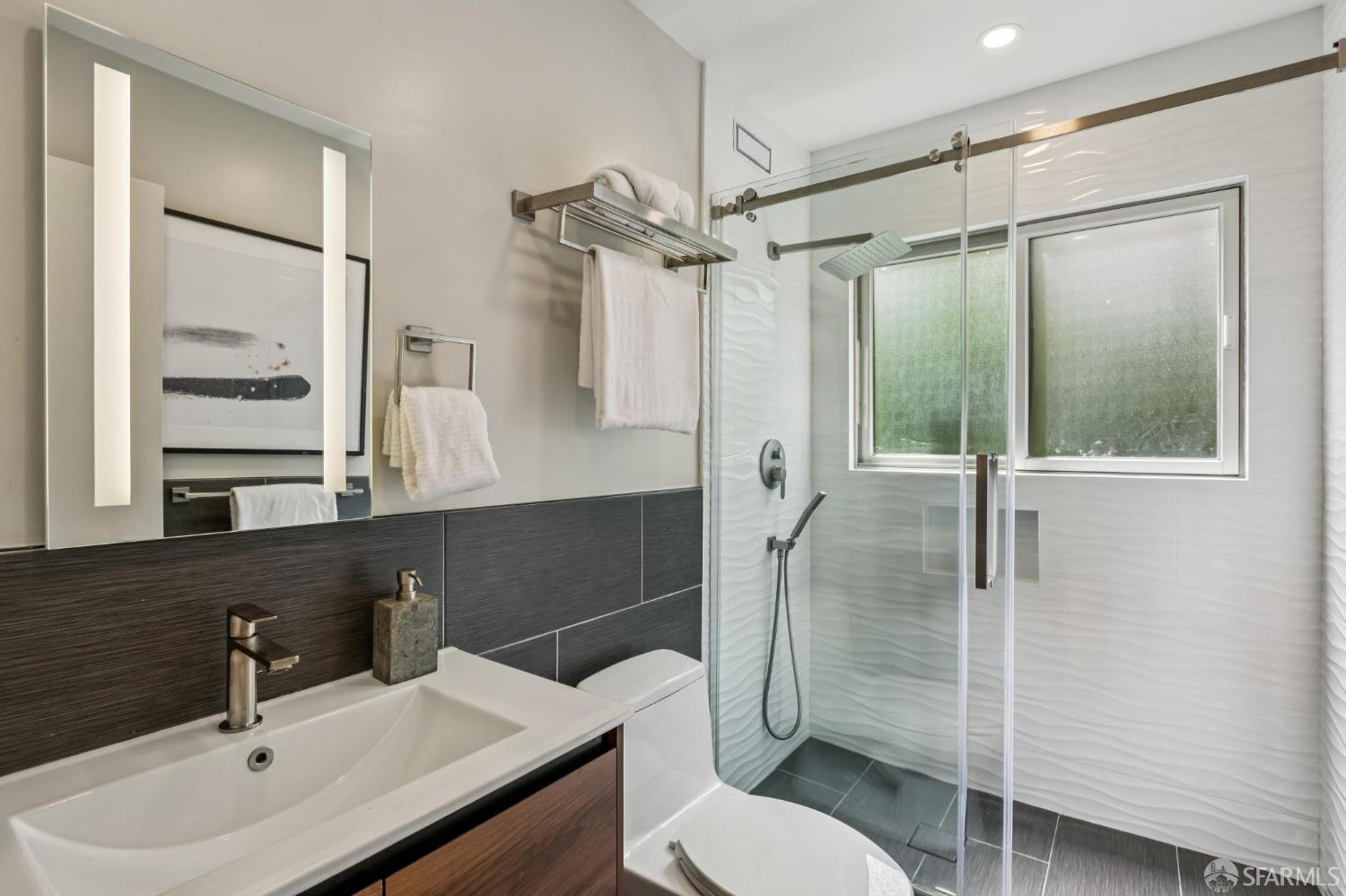 34 Dorantes Avenue