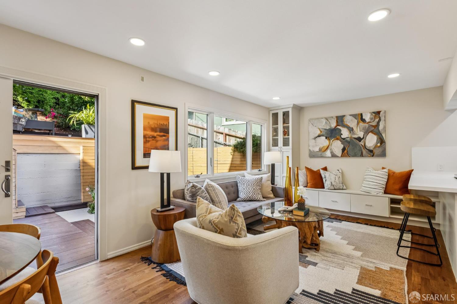 34 Dorantes Avenue