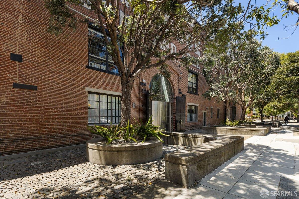 650 Delancey Street # 409
