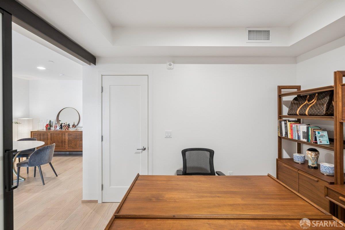 2238 Market Street # 407