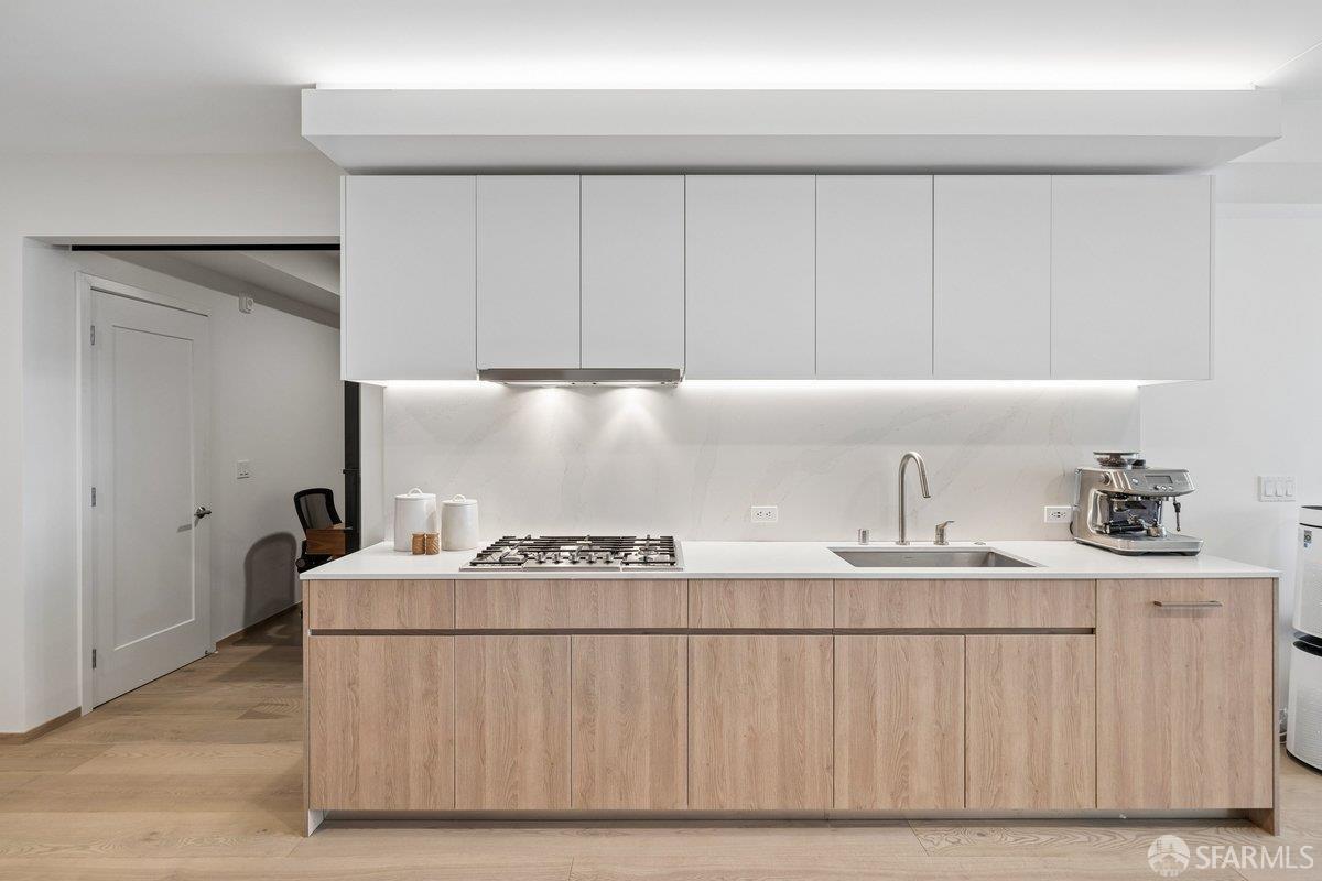 2238 Market Street # 407
