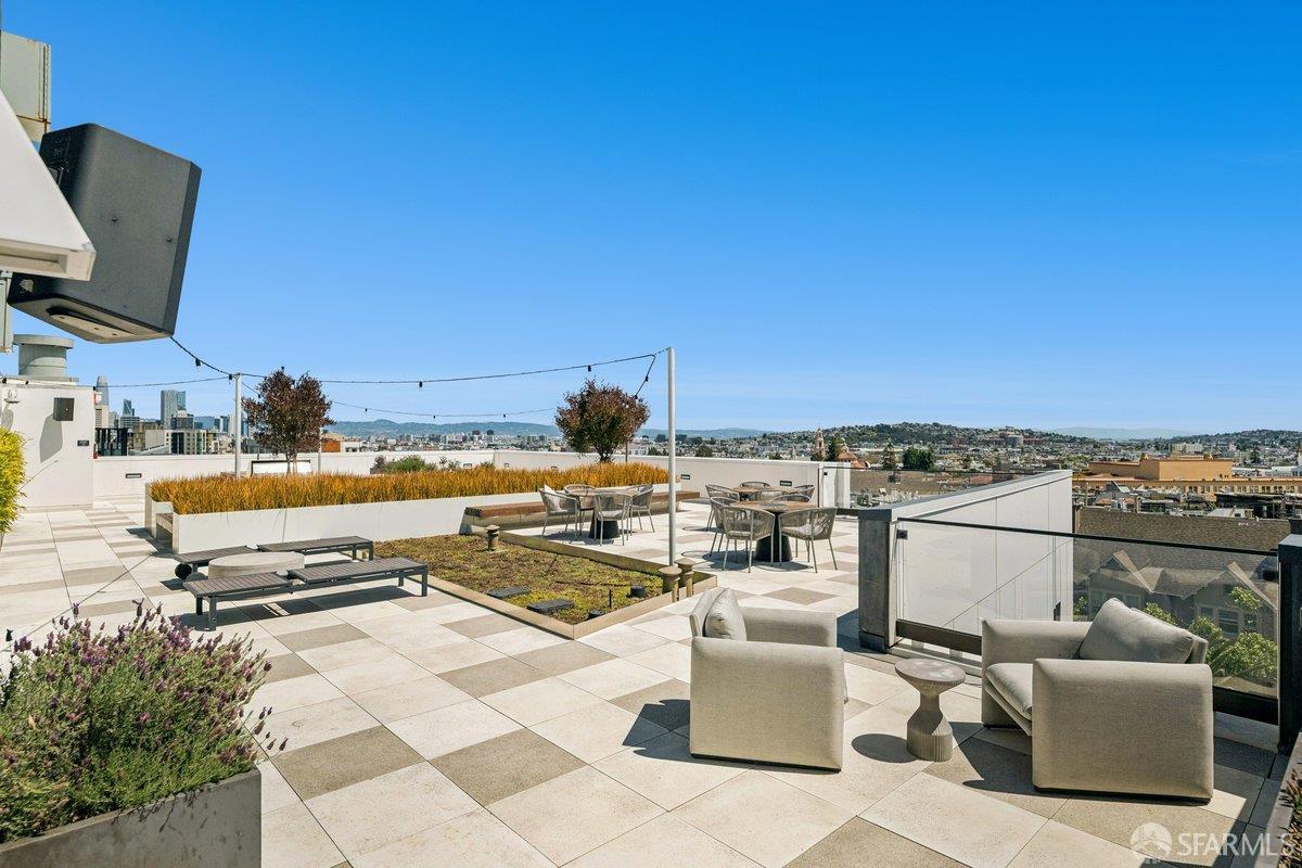 2238 Market Street # 407