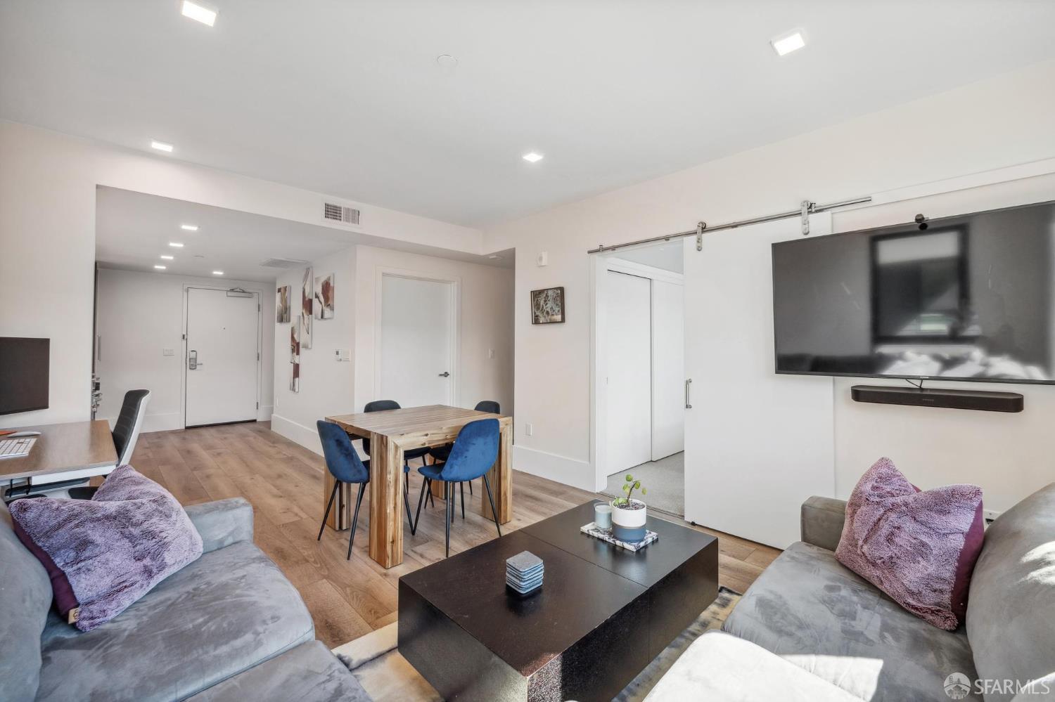 1288 Howard Street # 417