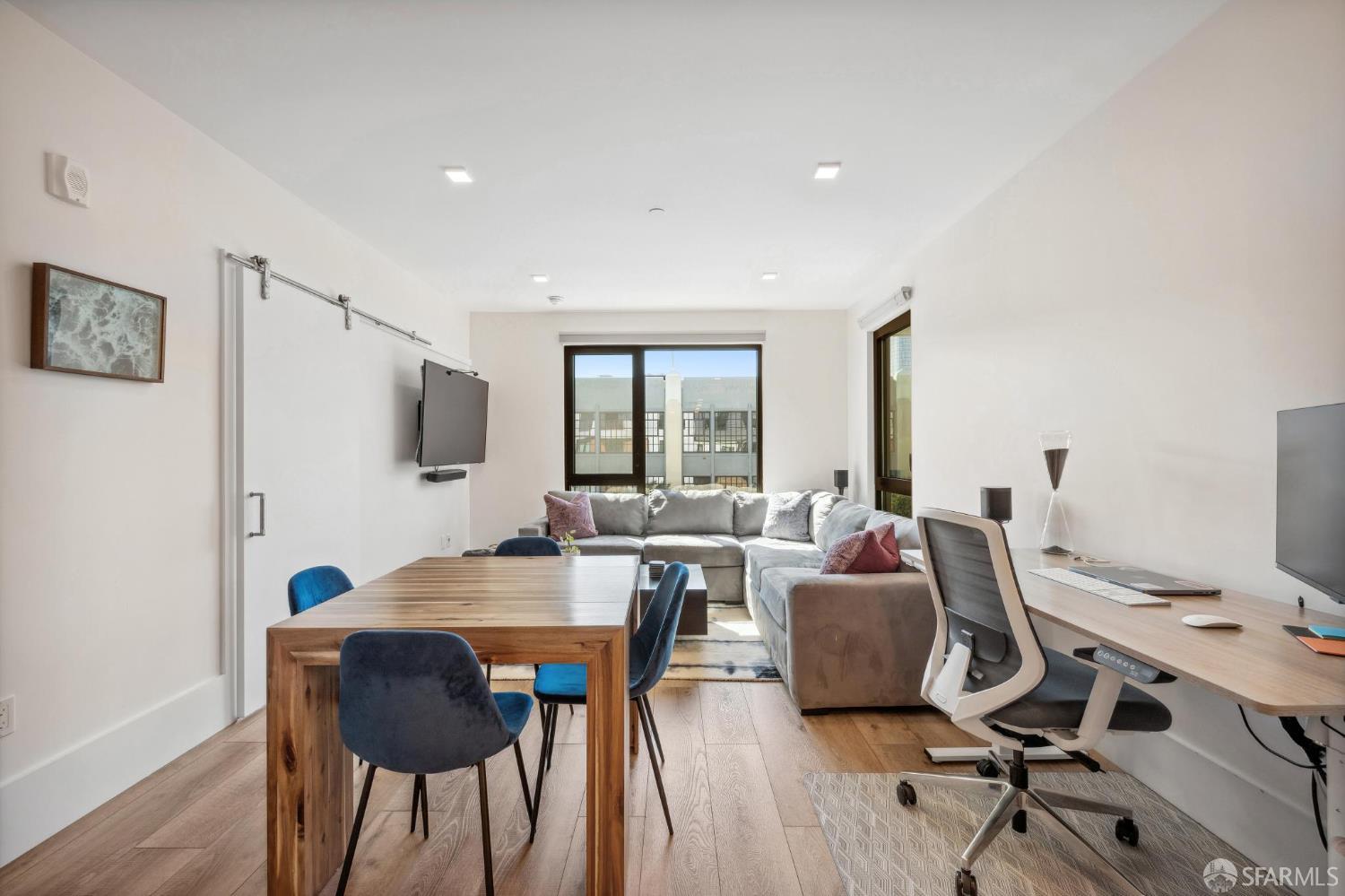 1288 Howard Street # 417