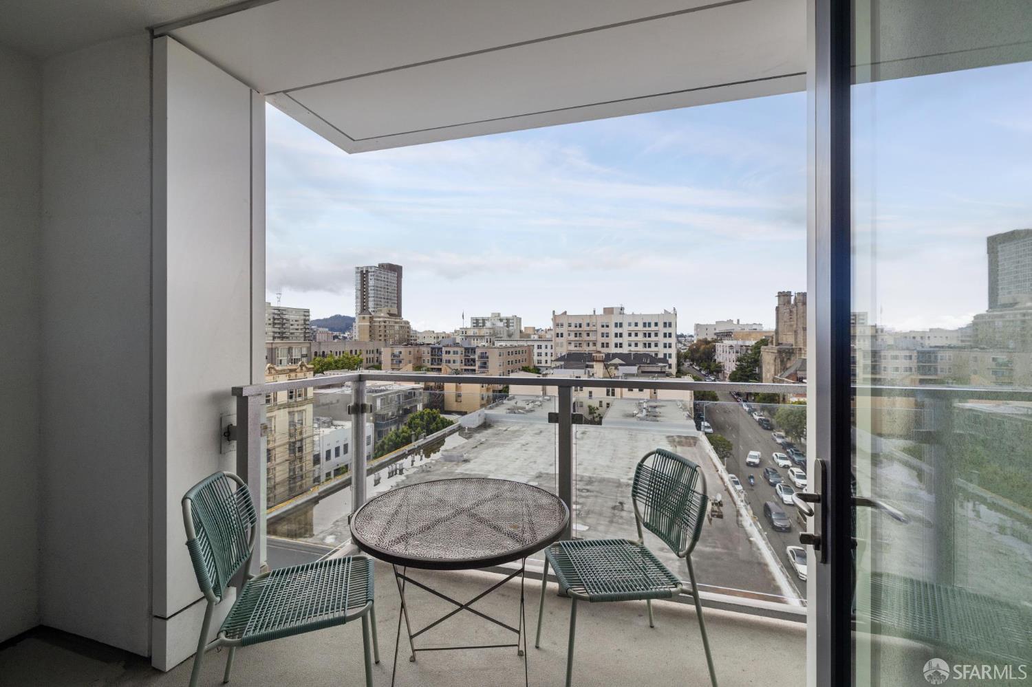 1450 Franklin Street # 902