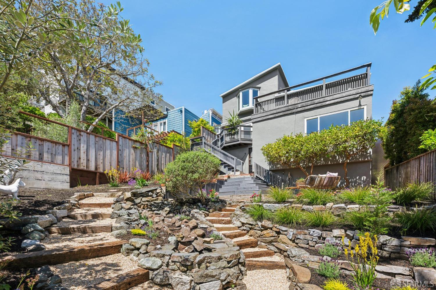 957 Elizabeth Street