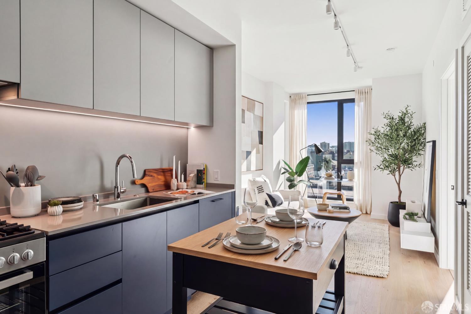 988 Harrison Street Unit: JN7