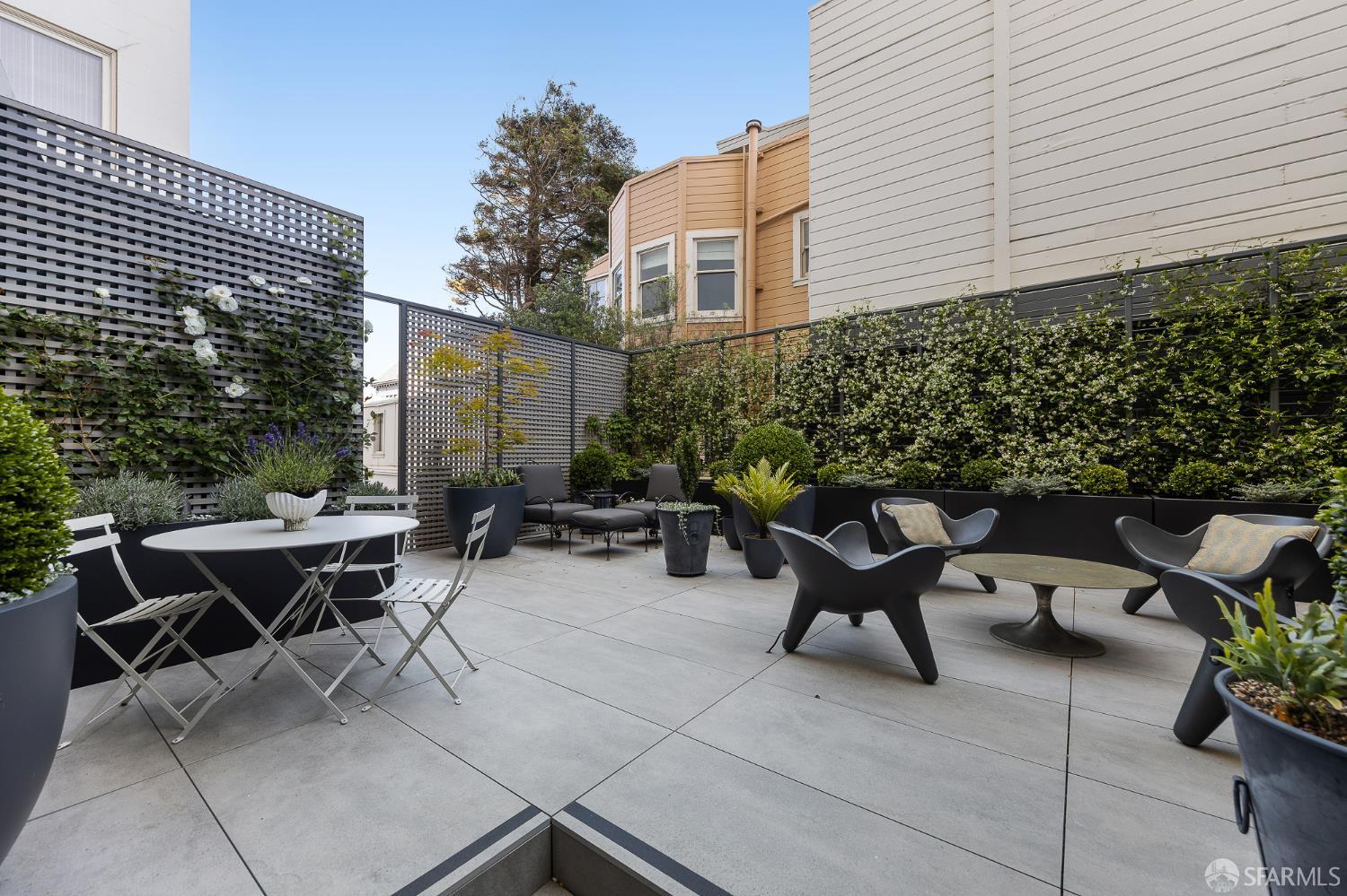 2500 Steiner Street # 9