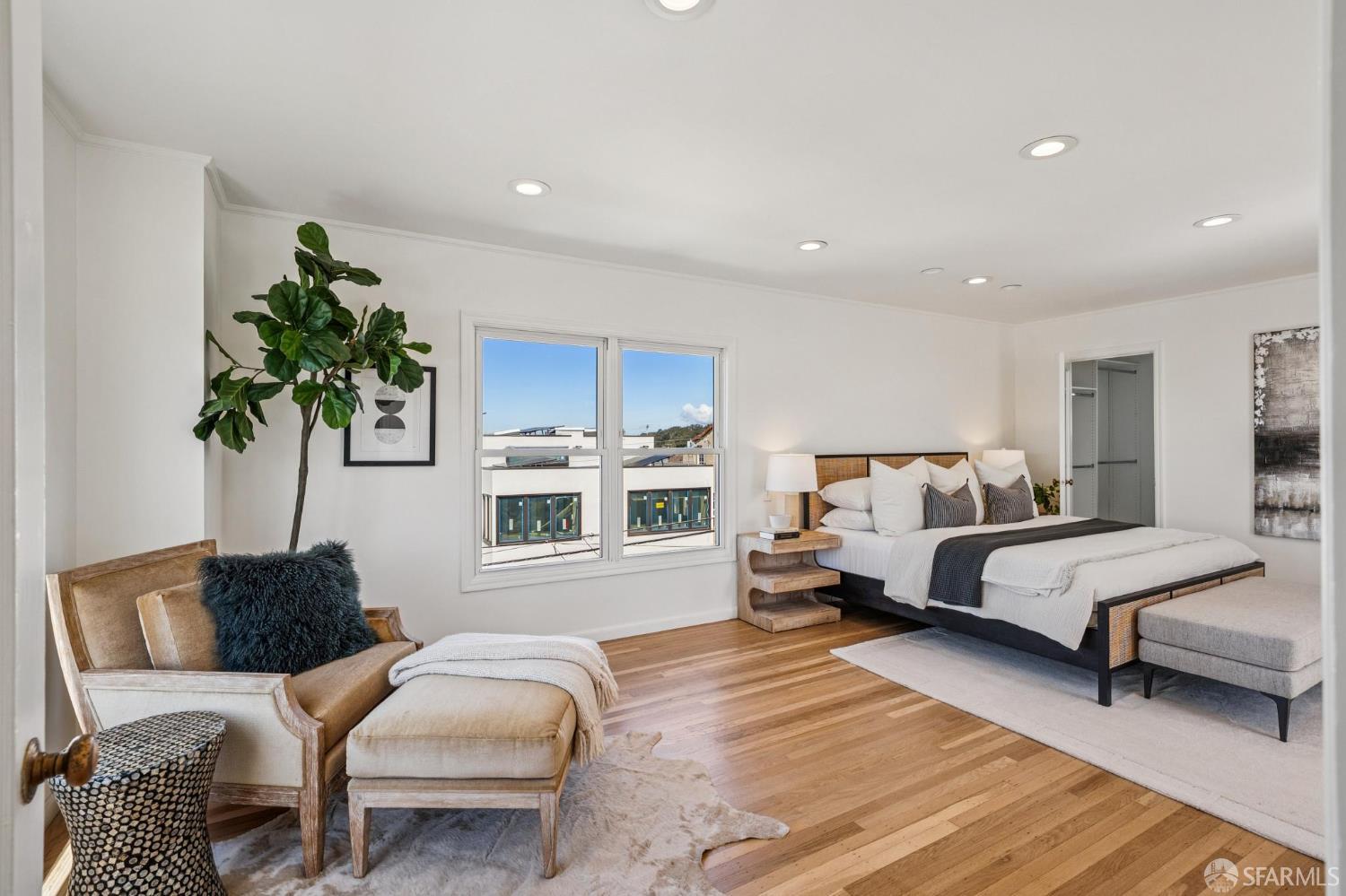 374 San Benito Way