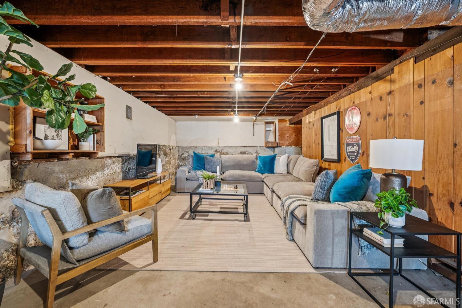 374 San Benito Way