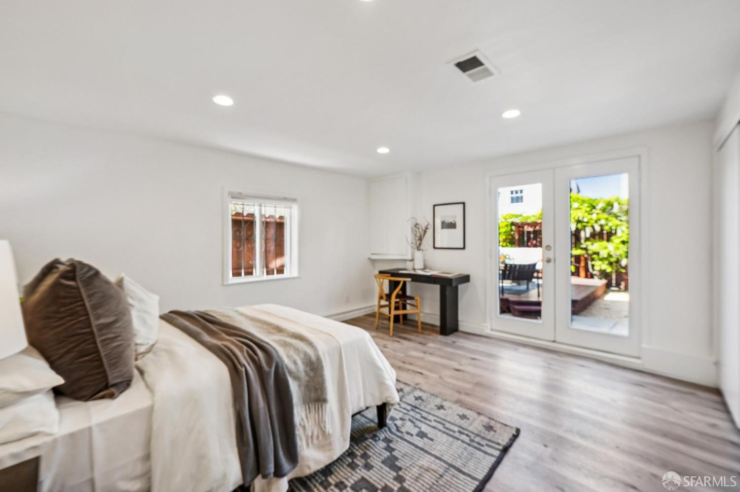 374 San Benito Way