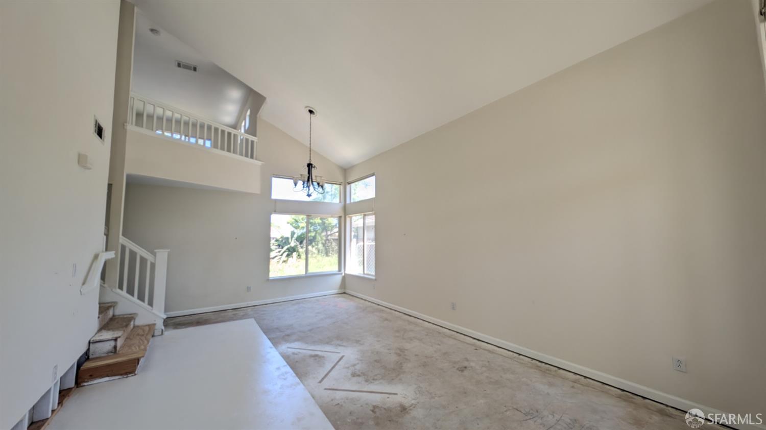 1225 Rockspring Way