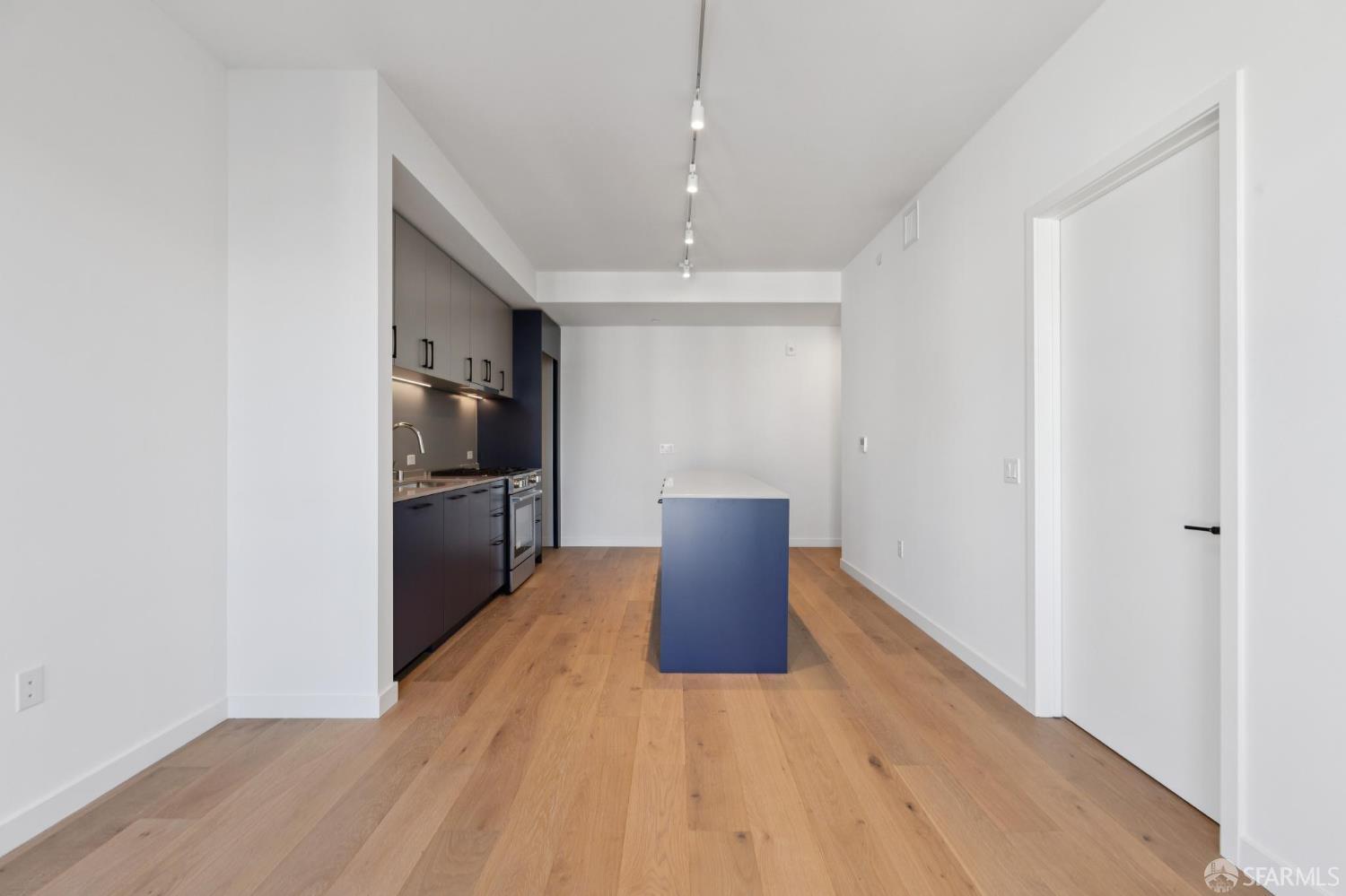 988 Harrison Street Unit: YK9