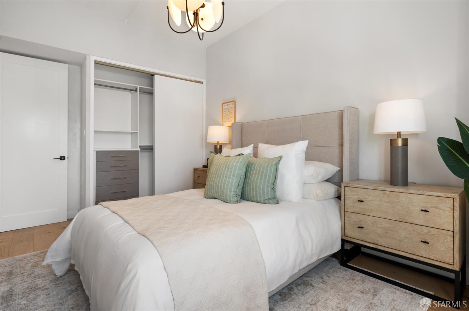 1001 Pine Street # 1402