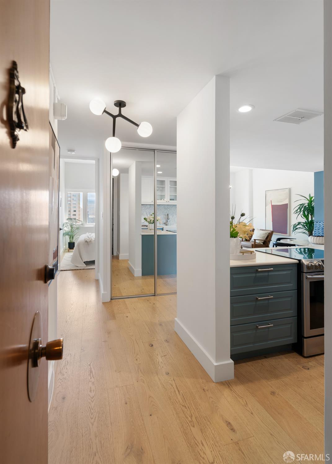 1001 Pine Street # 1402