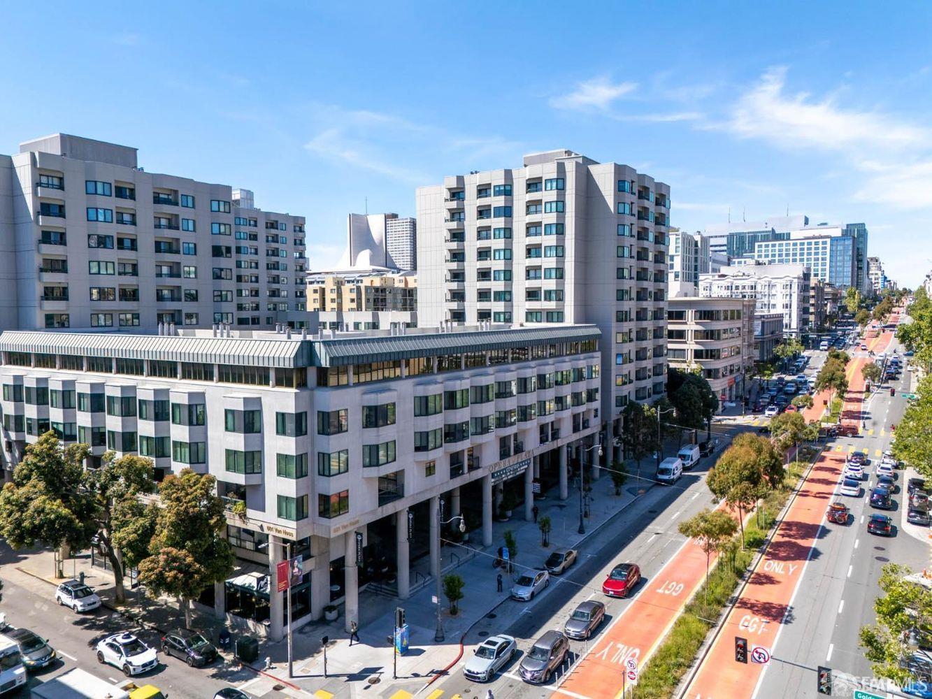 601 N Van Ness Avenue # 110