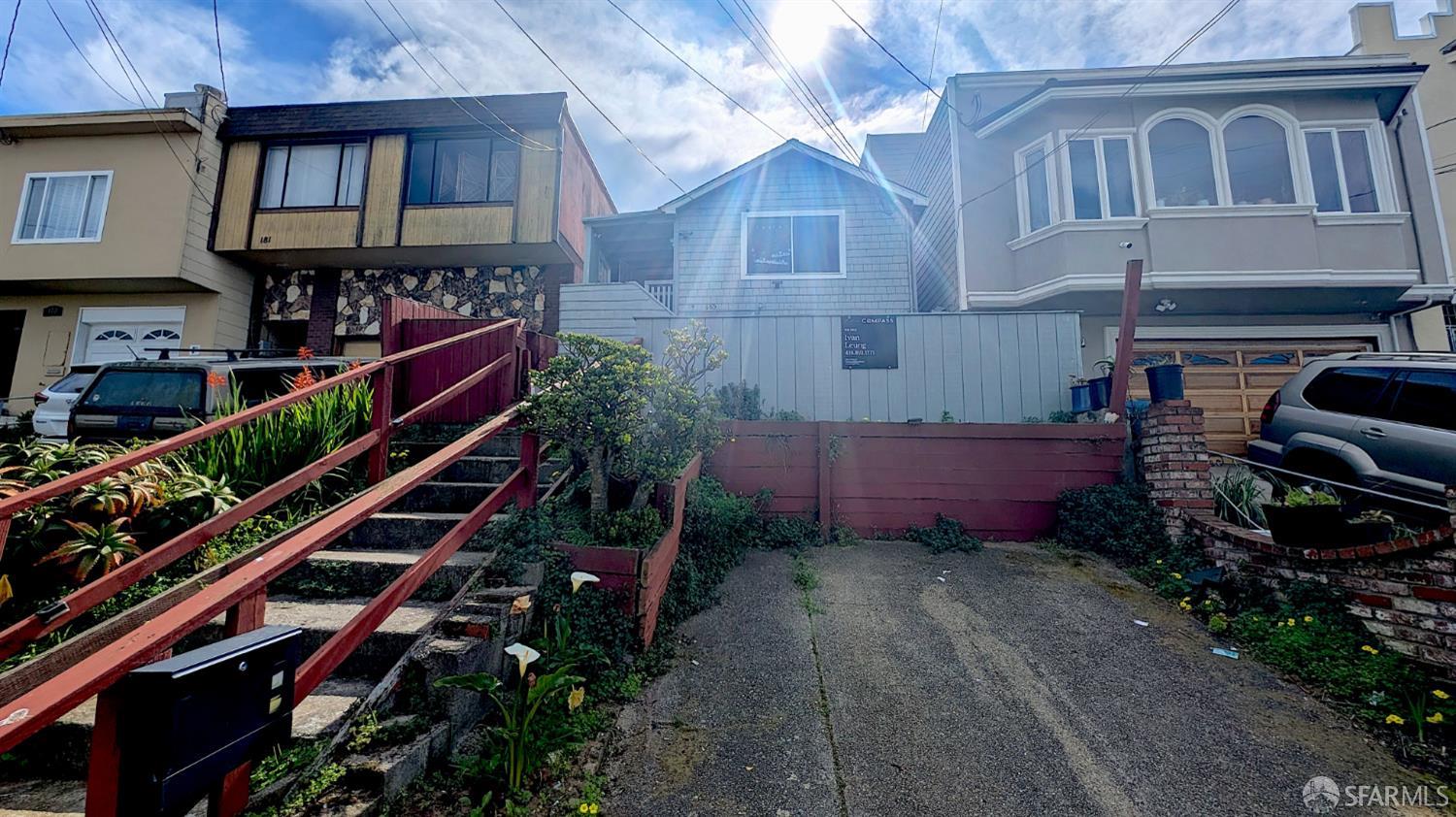 185 Bellevue Avenue