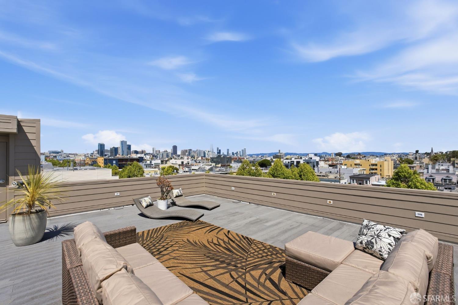 736 Valencia Street # 301