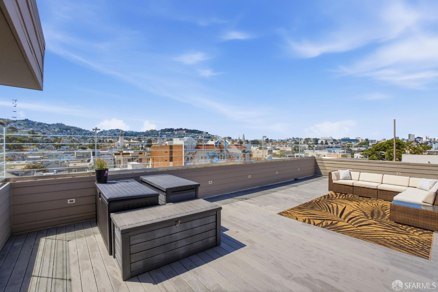 736 Valencia Street # 301