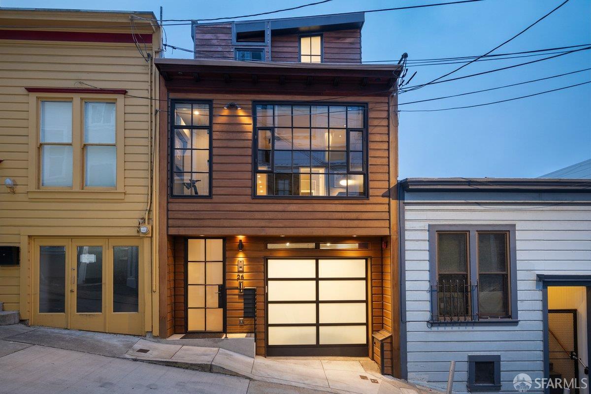 26 Hodges Alley