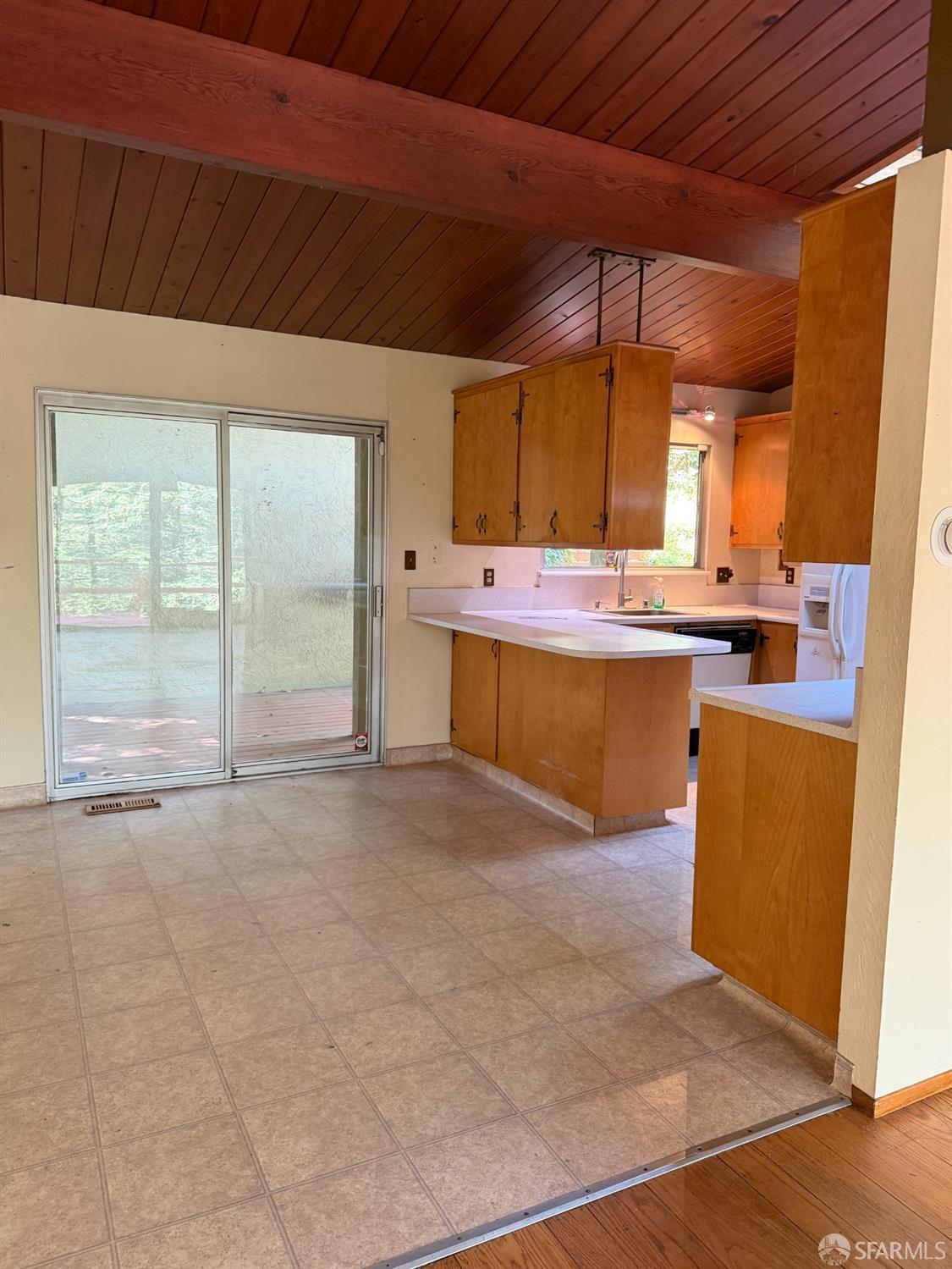 7101 Pinehaven Road