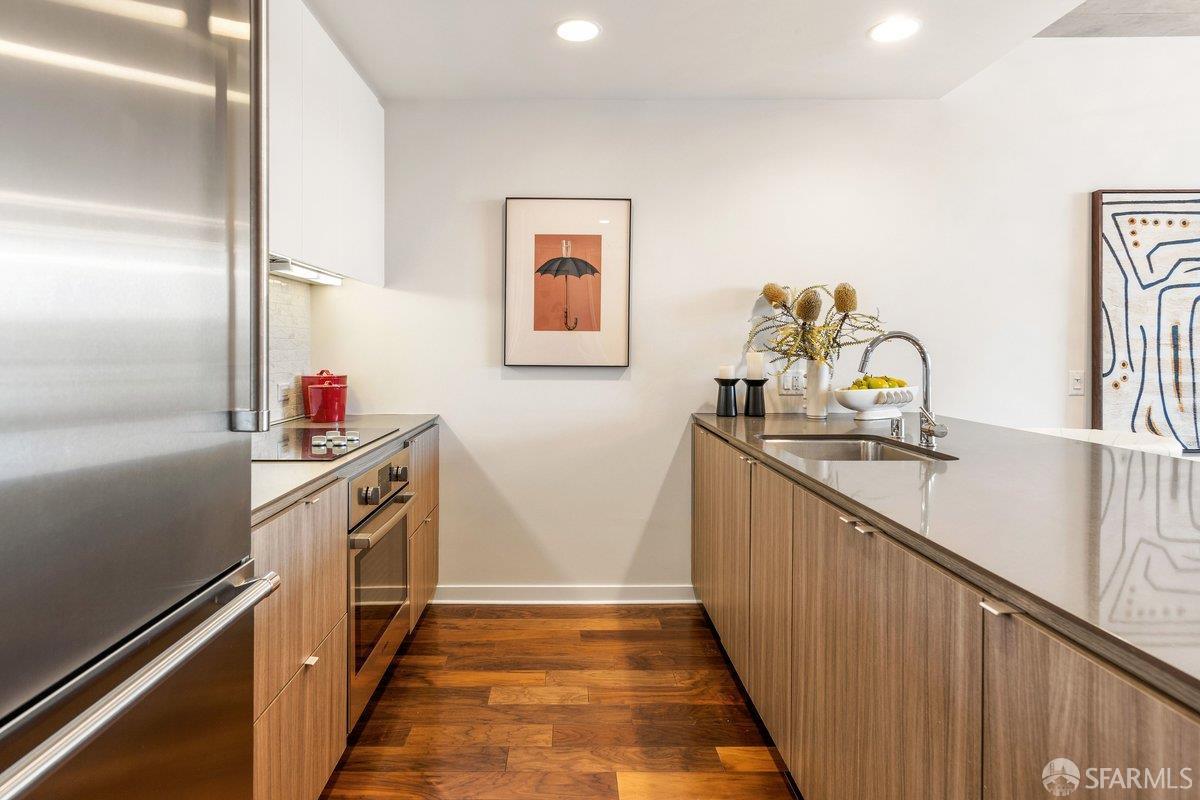 45 Bartlett Street # 602