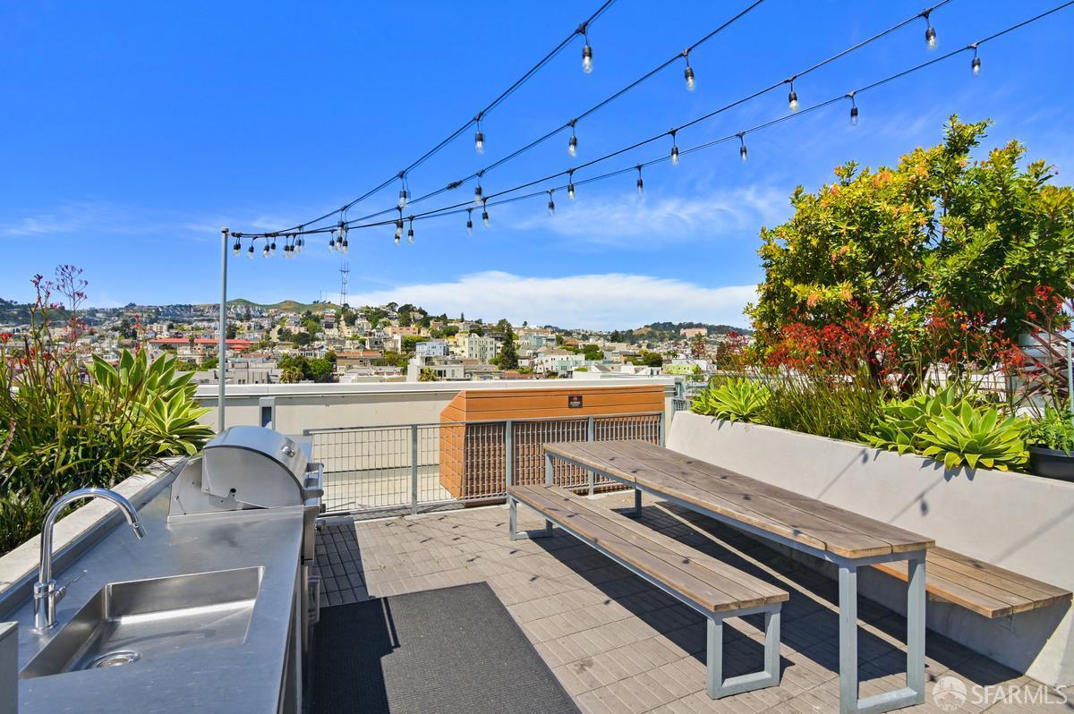 45 Bartlett Street # 602