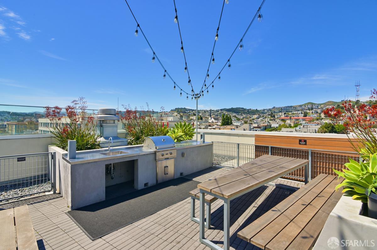 45 Bartlett Street # 602