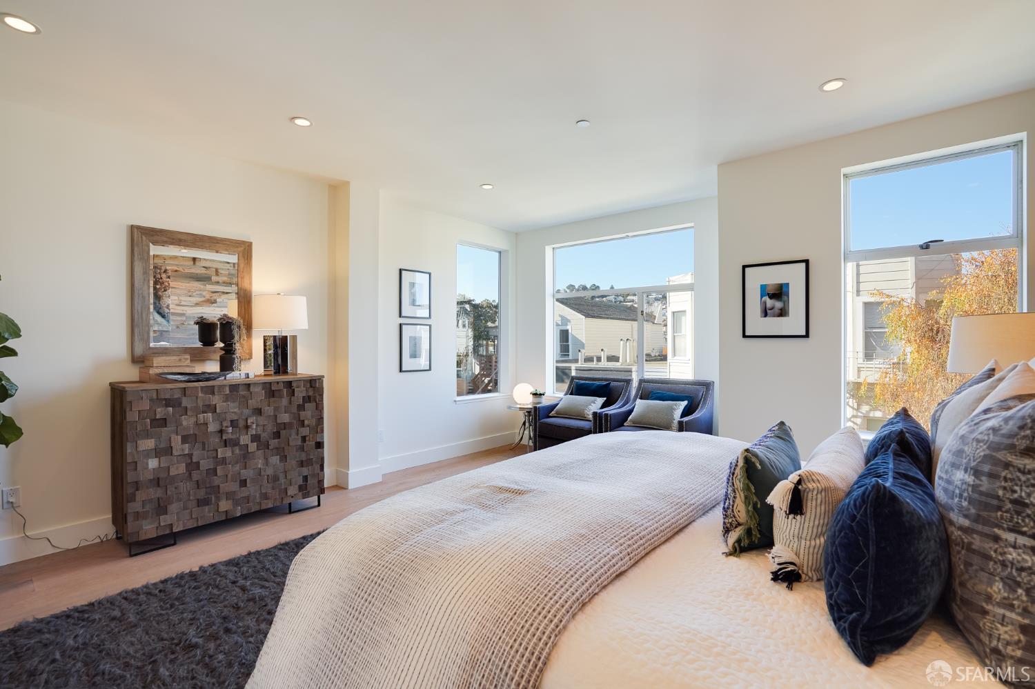 736 Valencia Street # 501