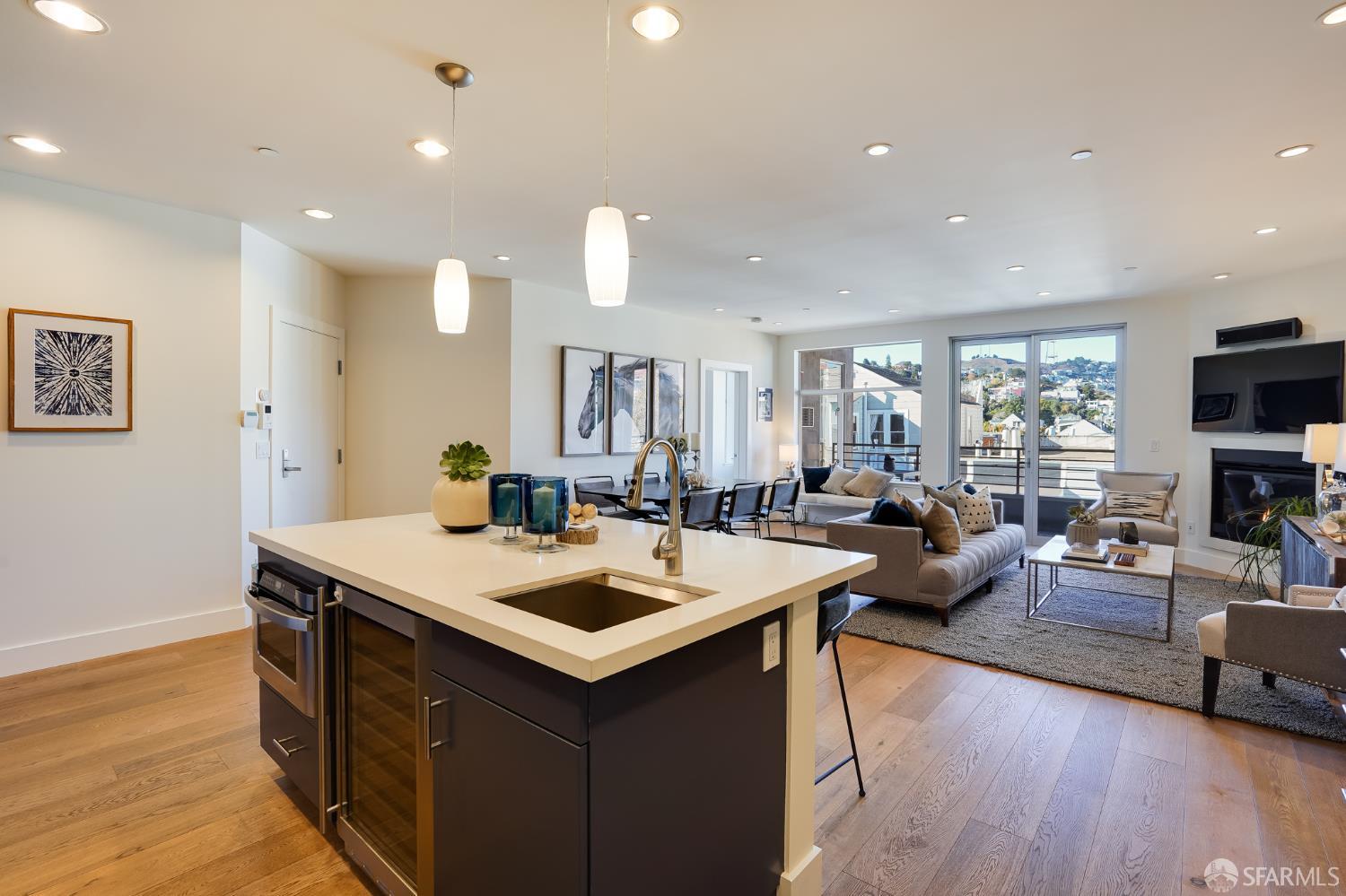 736 Valencia Street # 501