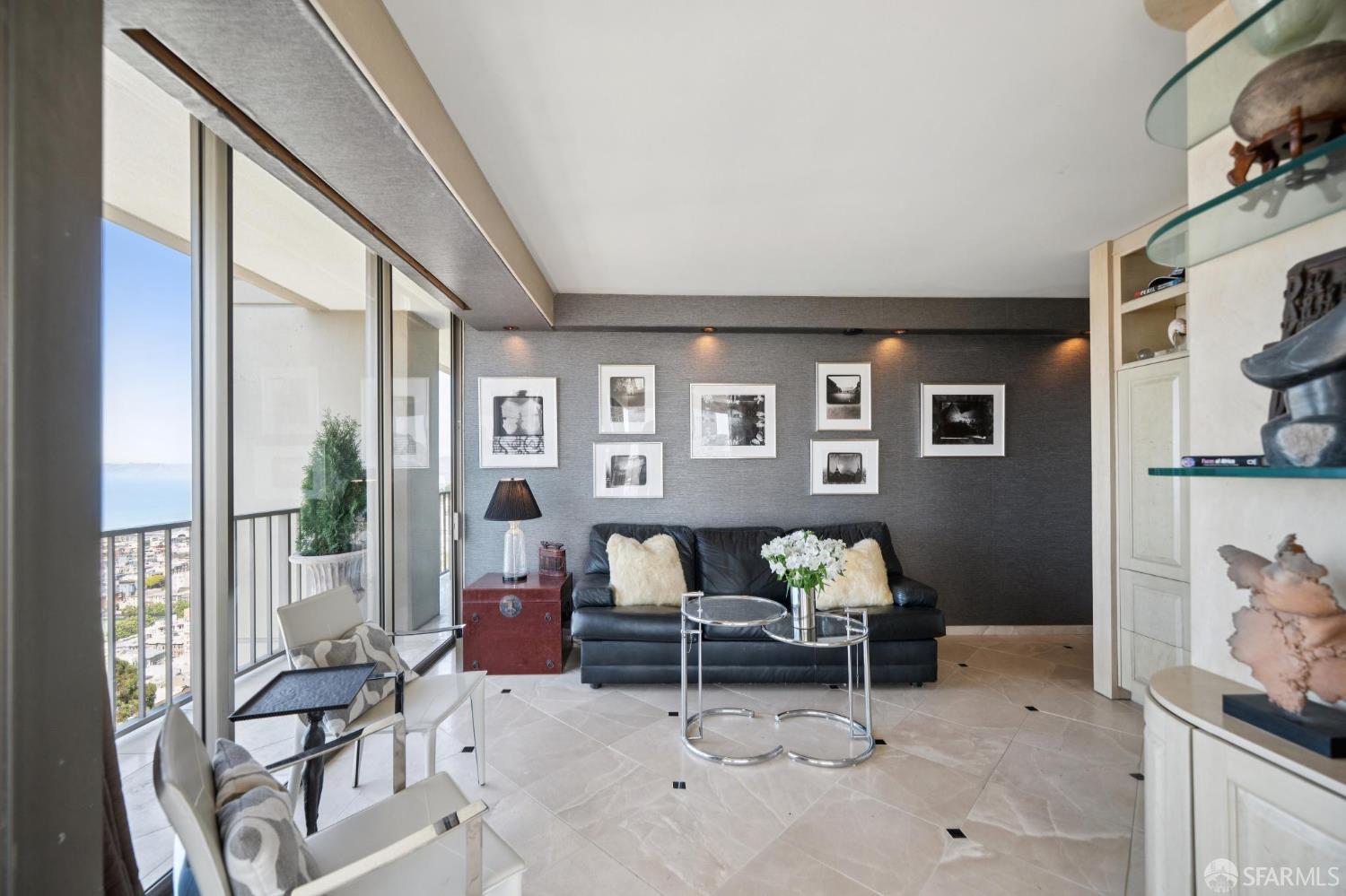 999 Green Street # 1501