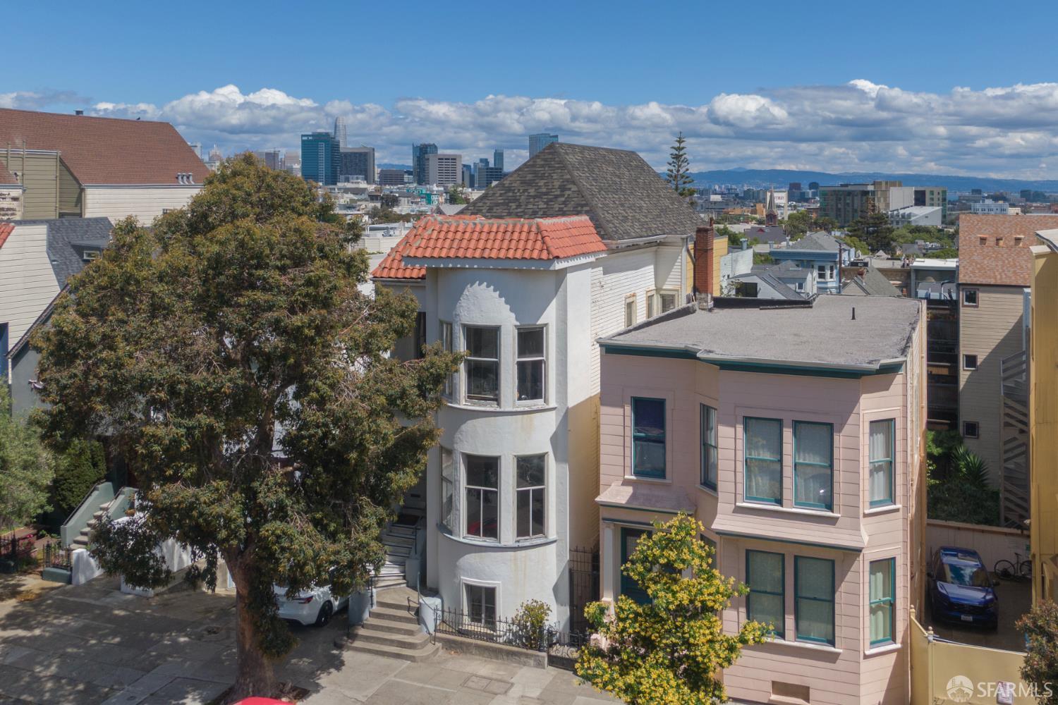 81-83 Noe Street