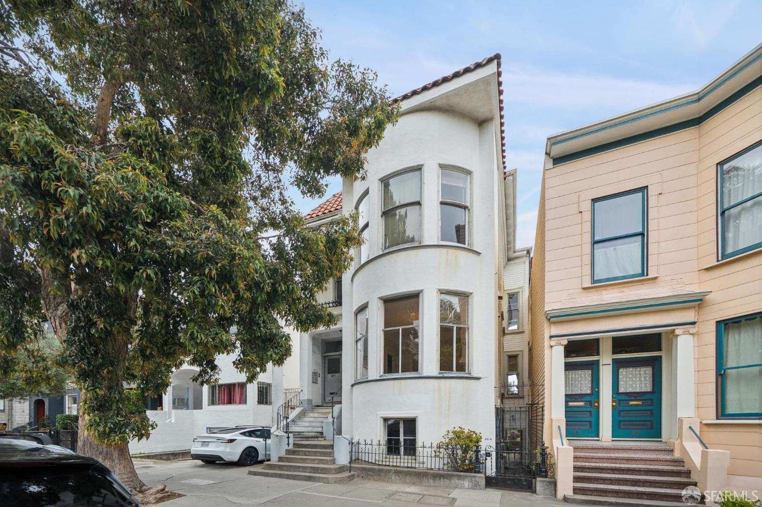 81-83 Noe Street