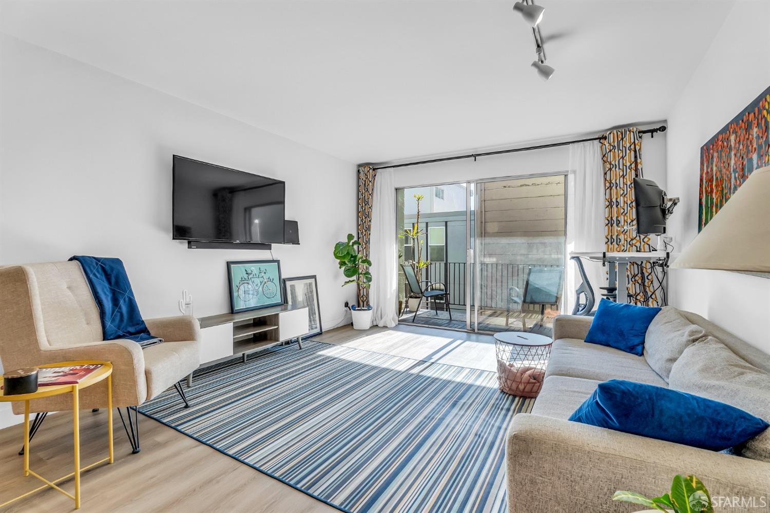 199 Montecito Avenue # 206