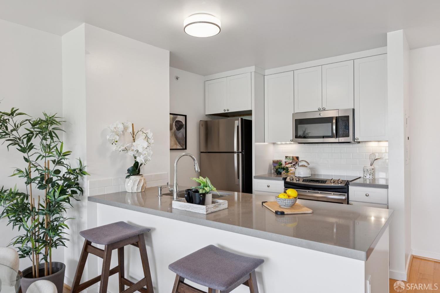 1483 Sutter Street # 710