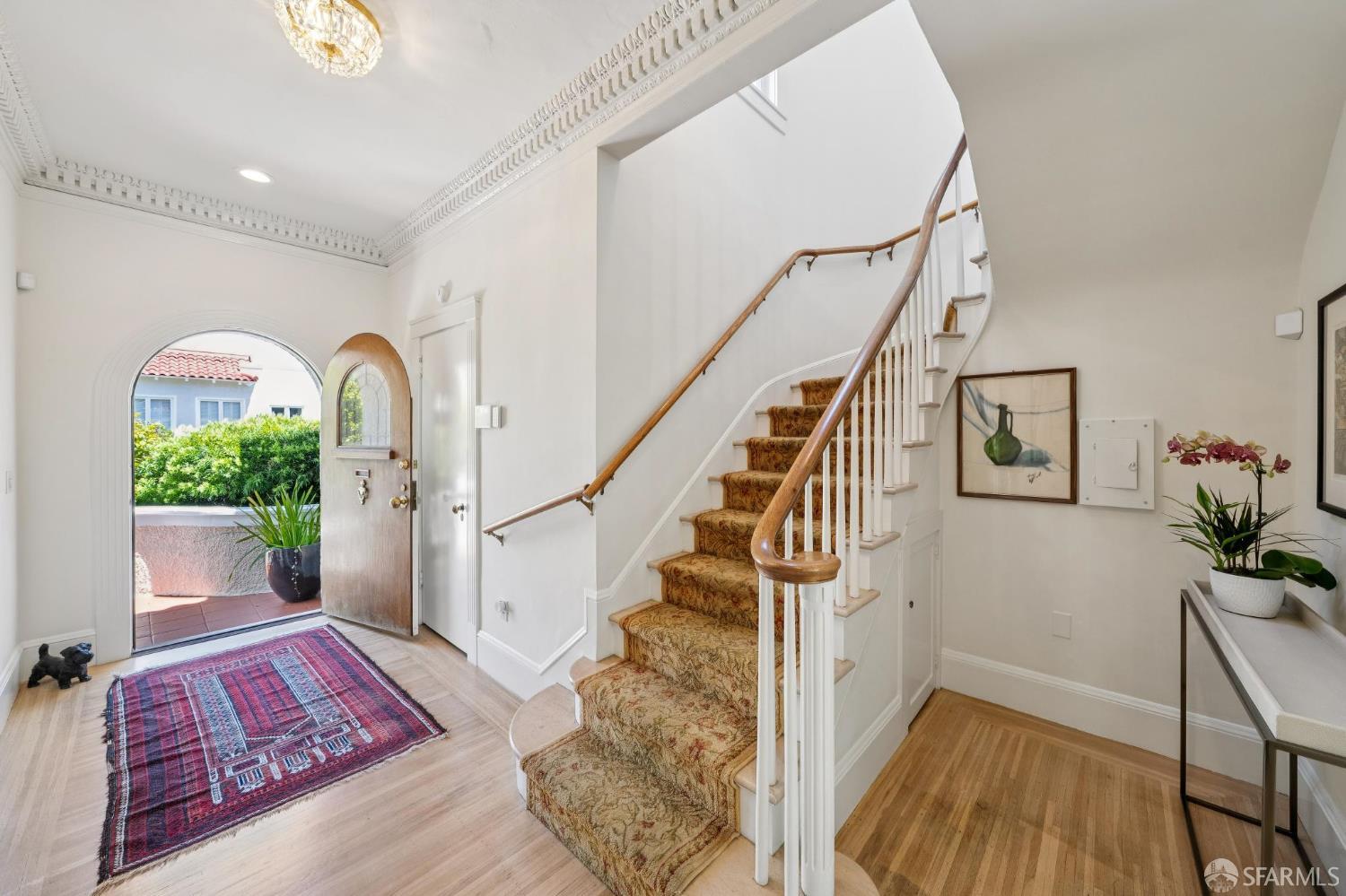 1127 Greenwich Street