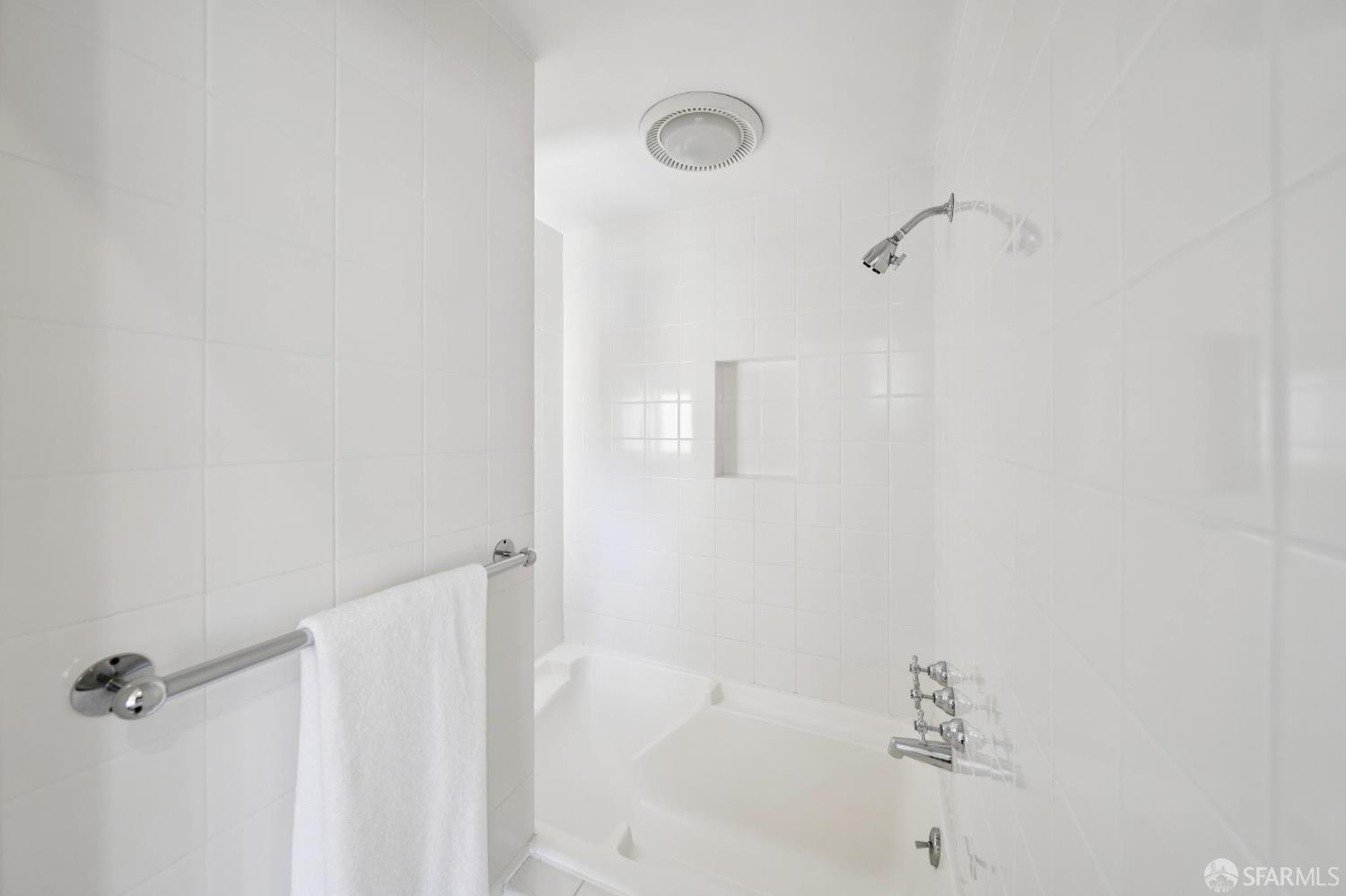 1127 Greenwich Street
