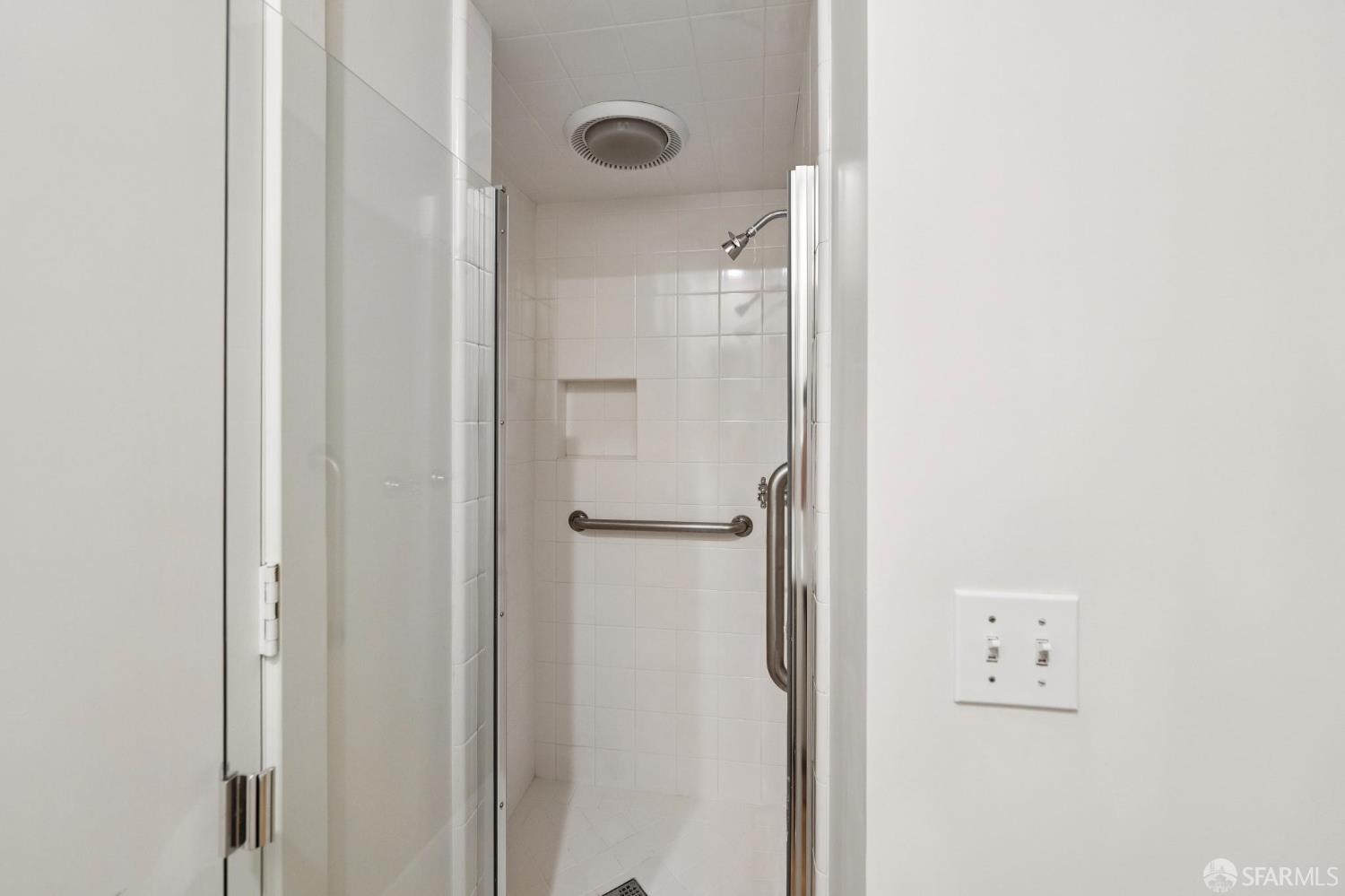 1127 Greenwich Street