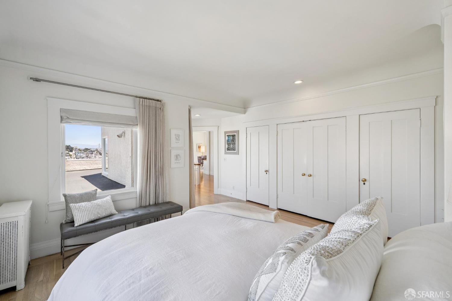 1127 Greenwich Street