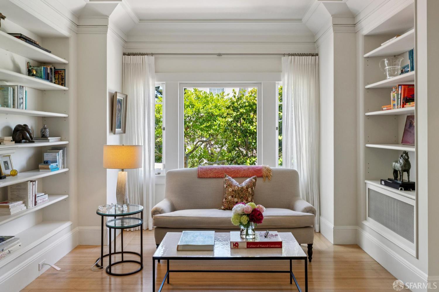 1127 Greenwich Street