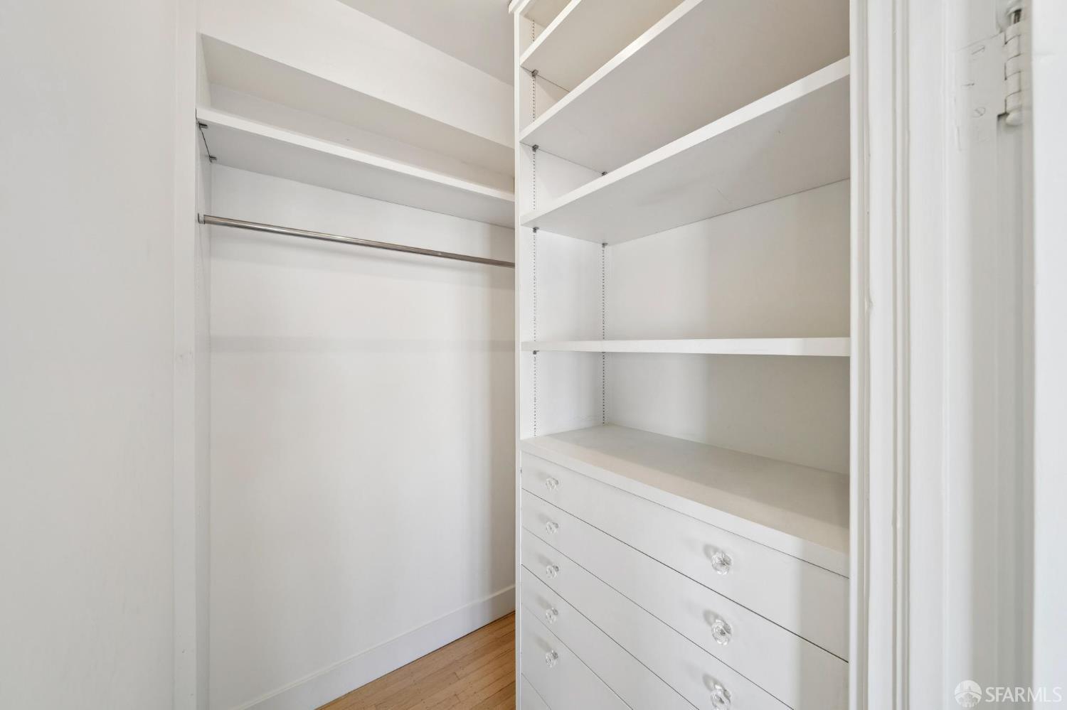 1127 Greenwich Street