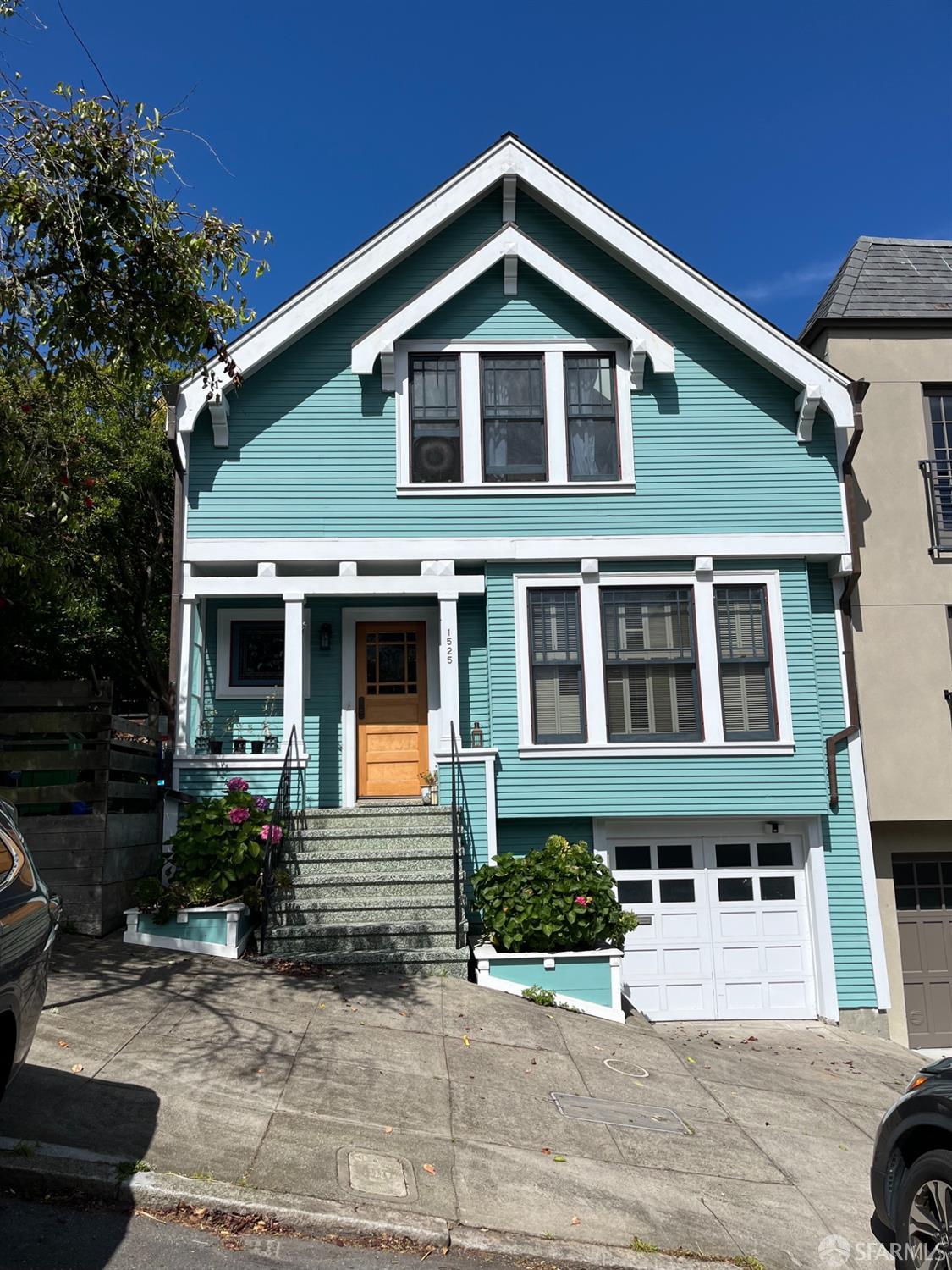 1525 Cole Street