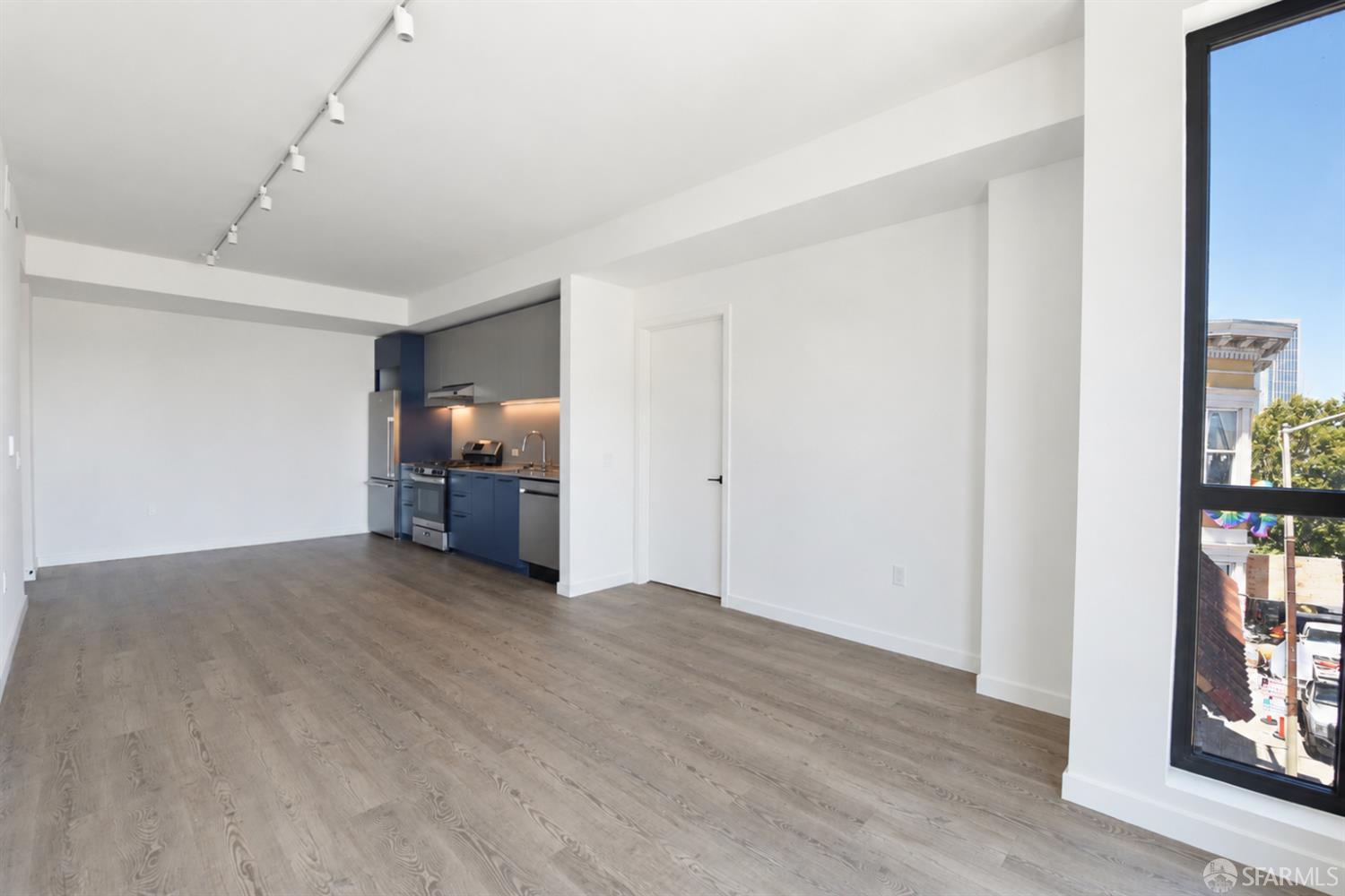 395 6th Street Unit: BM5