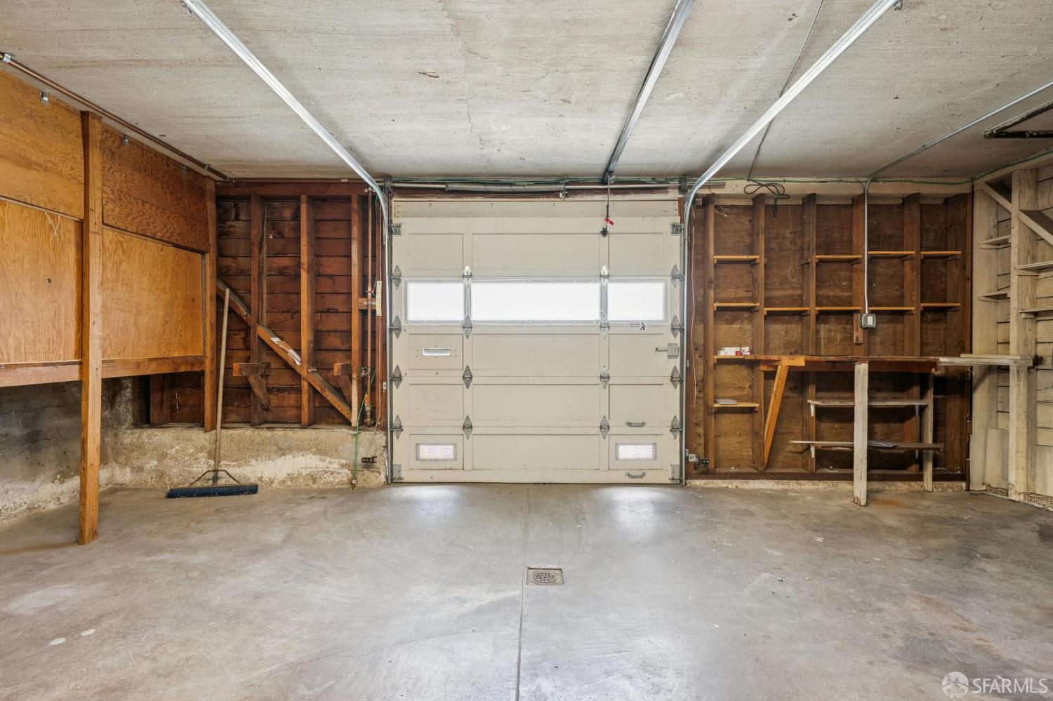 2 Lenox Way