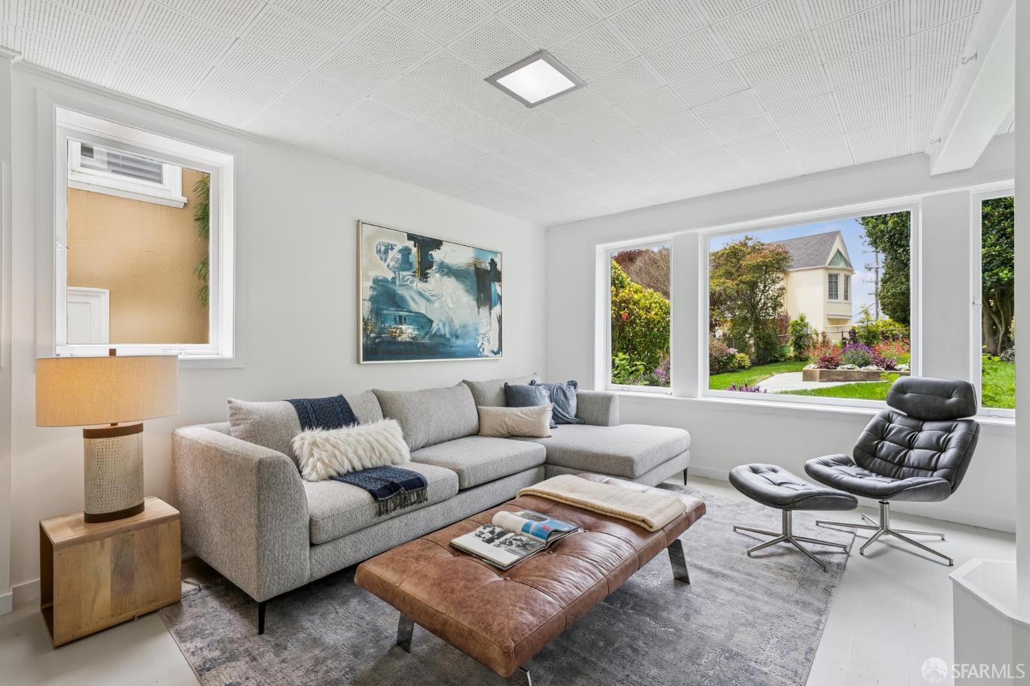2 Lenox Way